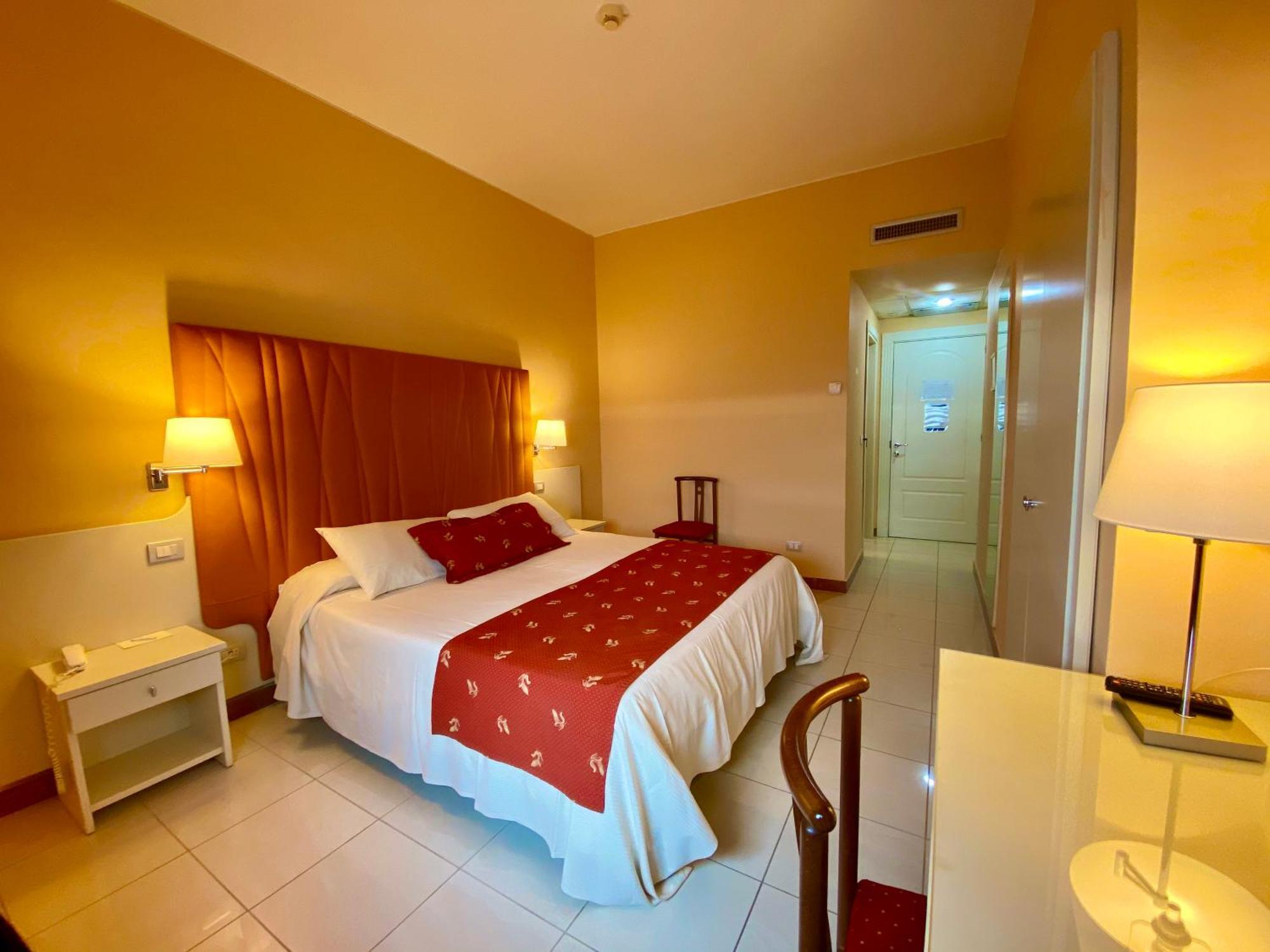 Barion Hotel & Congressi Luaran gambar